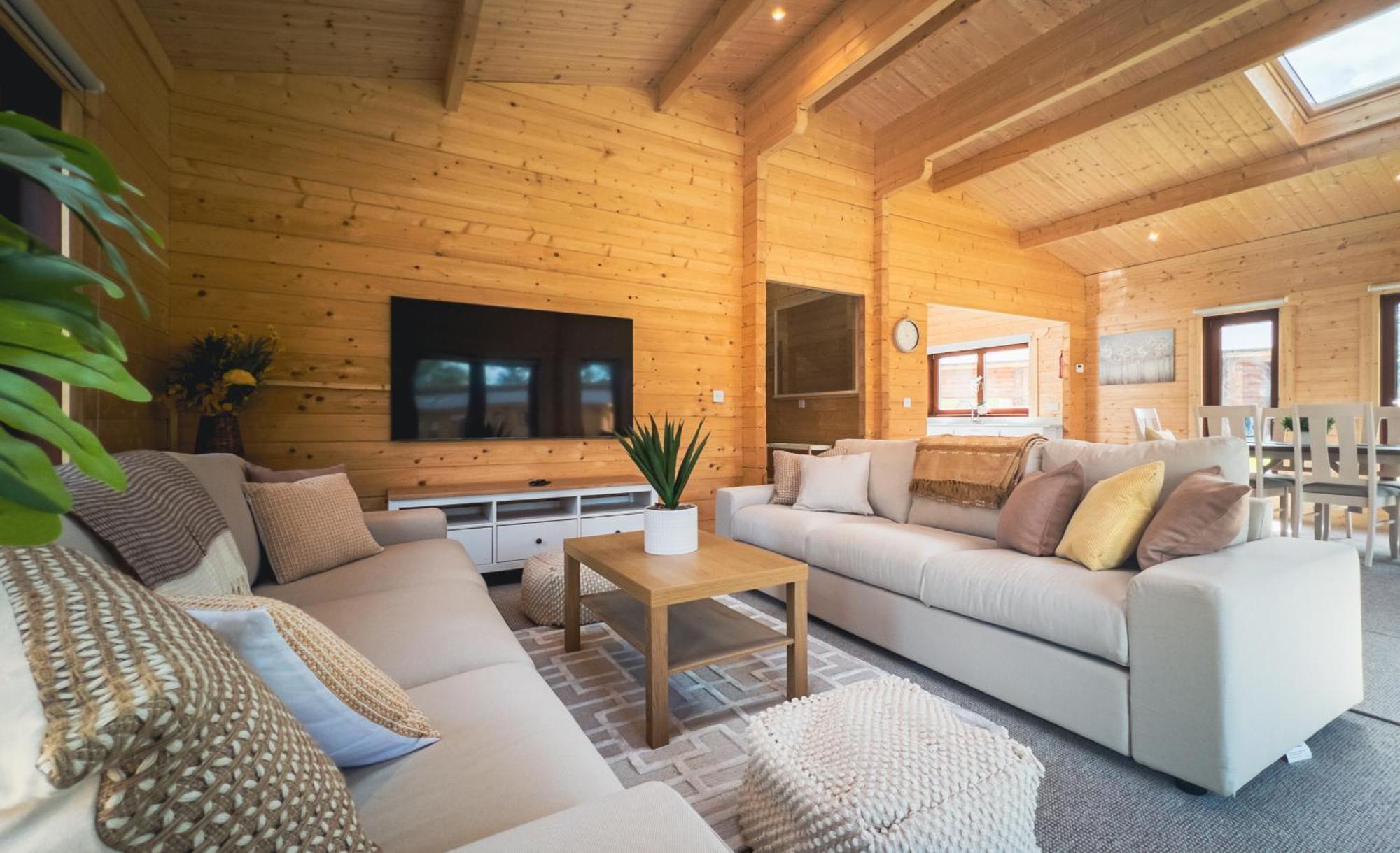 Sundance Lodge, Fantastic New Cabin With Hot Tub - Sleeps 6 - Largest In Felmoor Park Morpeth Luaran gambar