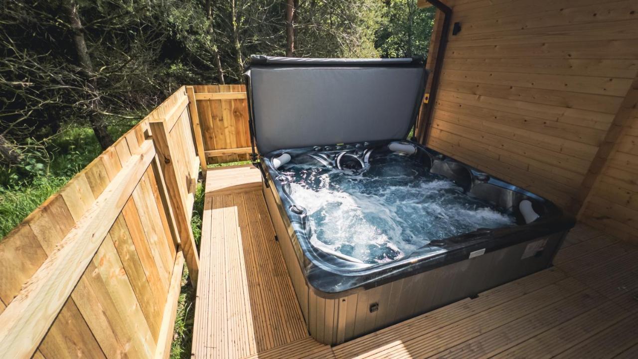 Sundance Lodge, Fantastic New Cabin With Hot Tub - Sleeps 6 - Largest In Felmoor Park Morpeth Luaran gambar