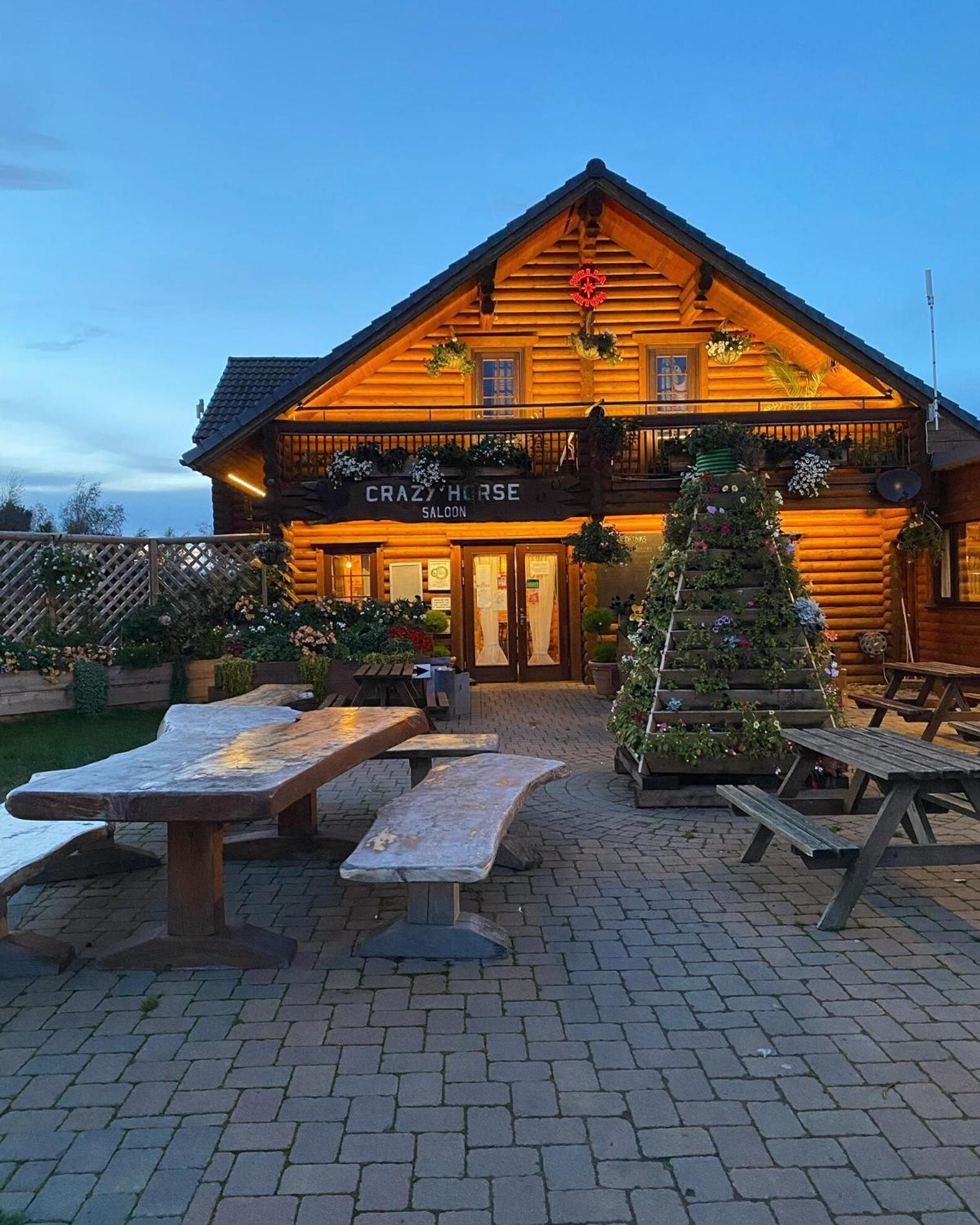 Sundance Lodge, Fantastic New Cabin With Hot Tub - Sleeps 6 - Largest In Felmoor Park Morpeth Luaran gambar