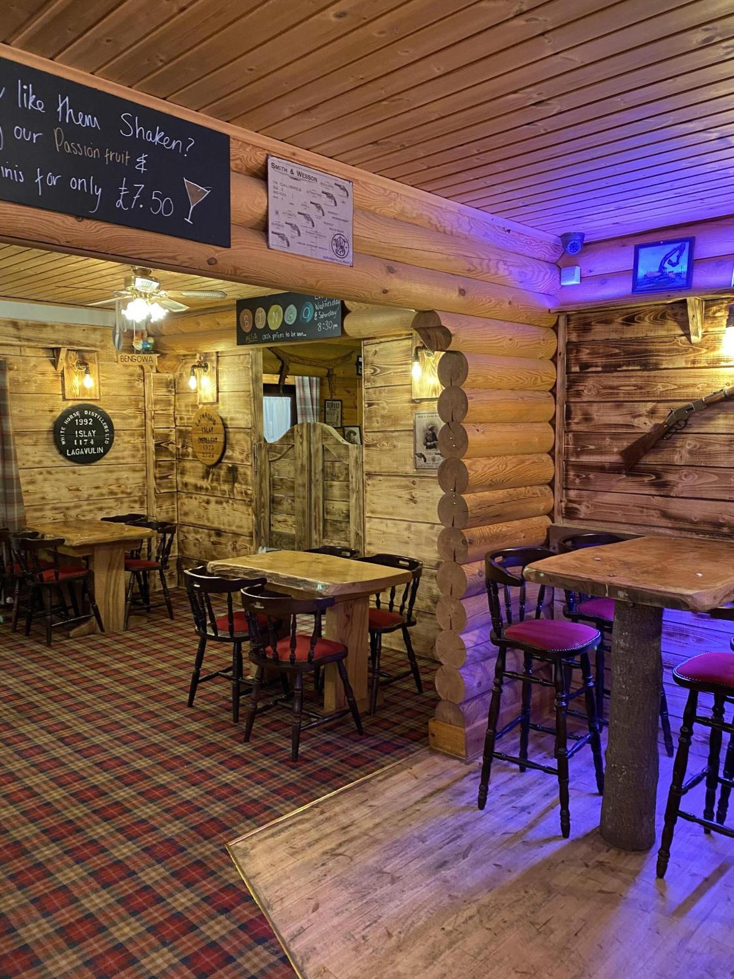 Sundance Lodge, Fantastic New Cabin With Hot Tub - Sleeps 6 - Largest In Felmoor Park Morpeth Luaran gambar